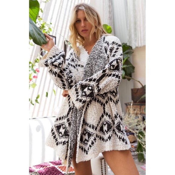 Azeala Waterfall Aztec Popcorn Cardigan Sweater - Picture 3 of 12